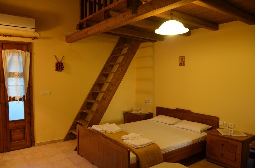 Ellinospito Appartement Axós Kamer foto